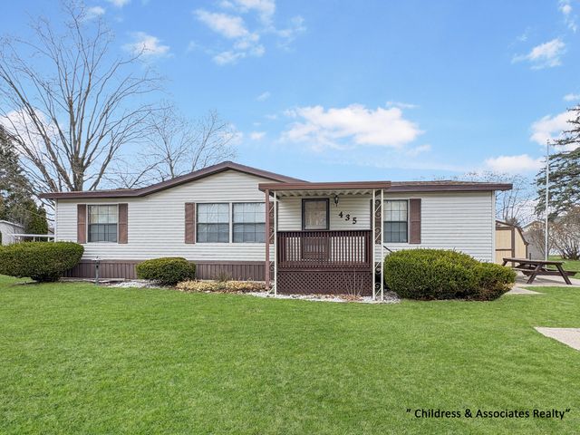 435 S Amber Drive SE, Grand Rapids, MI 49548