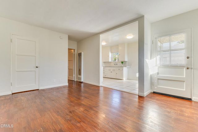 11471 Cumpston Street, Los Angeles, CA 91601