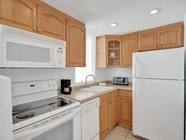 625 Antioch Avenue 110, Fort Lauderdale, FL 33304