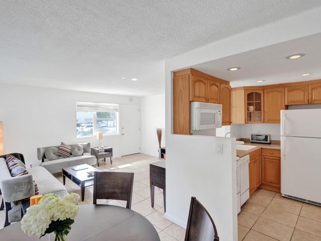 625 Antioch Avenue 110, Fort Lauderdale, FL 33304