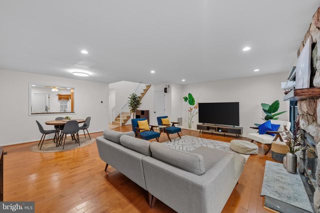 32 CORIANDER DRIVE, Princeton, NJ 08540