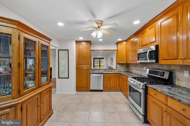 32 CORIANDER DRIVE, Princeton, NJ 08540