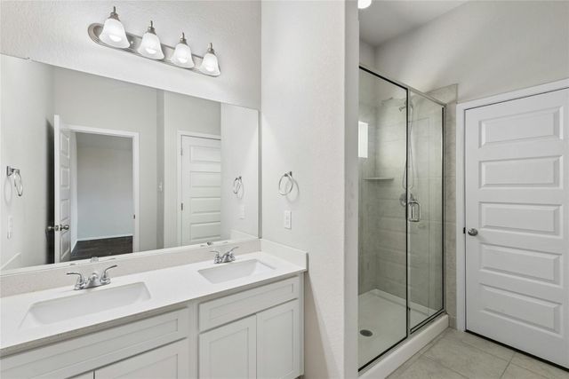 120 Lyndon DR, San Marcos, TX 78666