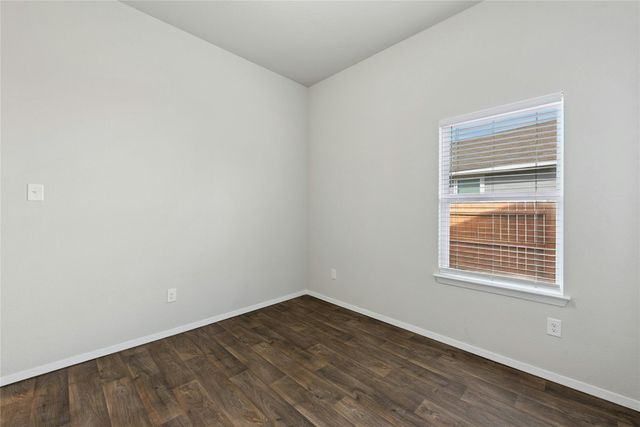 120 Lyndon DR, San Marcos, TX 78666