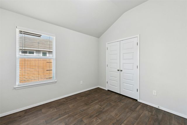 120 Lyndon DR, San Marcos, TX 78666