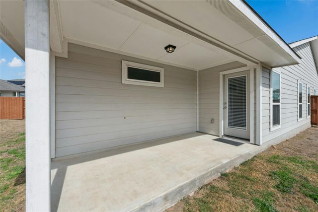 120 Lyndon DR, San Marcos, TX 78666