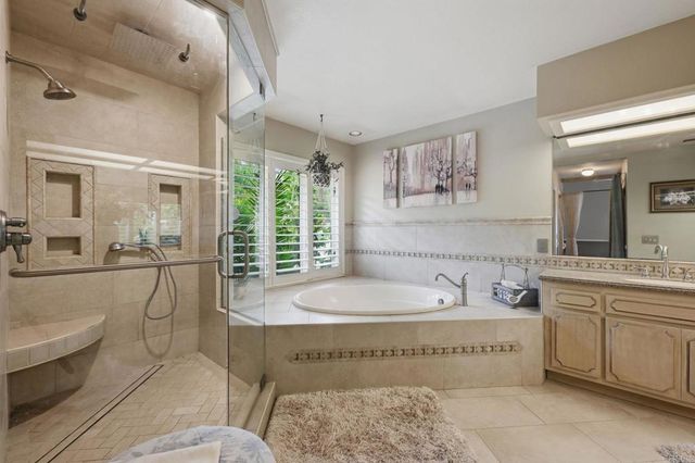 10190 Rayford Drive, Escondido, CA 92026