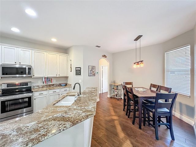 5218 SMOKEY WATER LANE, Oviedo, FL 32765