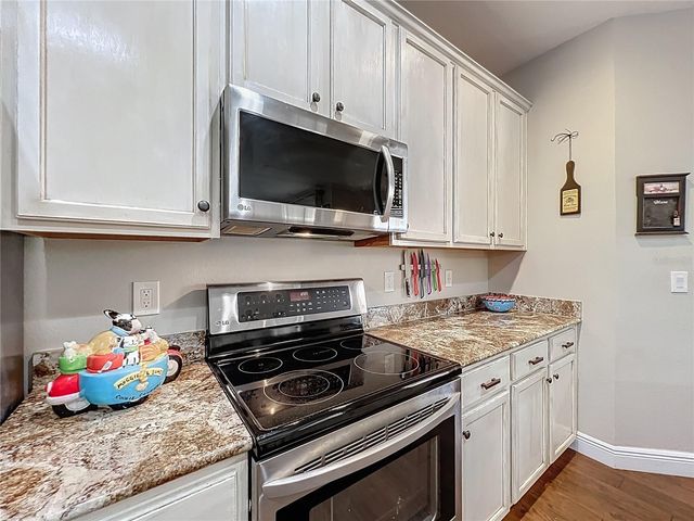 5218 SMOKEY WATER LANE, Oviedo, FL 32765