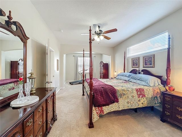 5218 SMOKEY WATER LANE, Oviedo, FL 32765