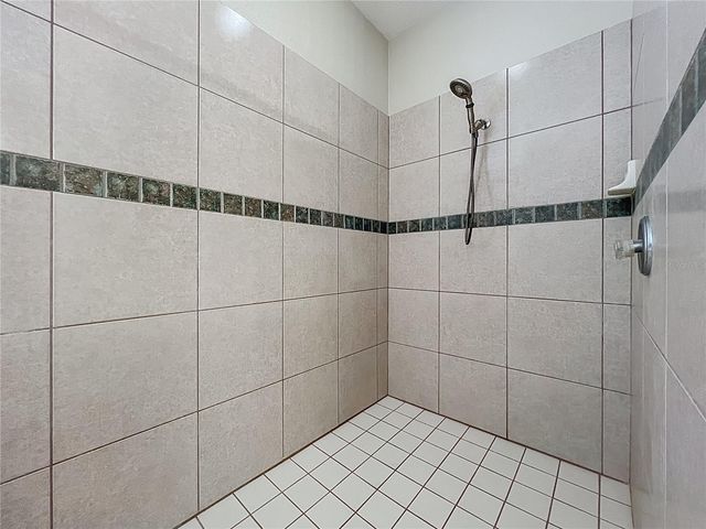 5218 SMOKEY WATER LANE, Oviedo, FL 32765