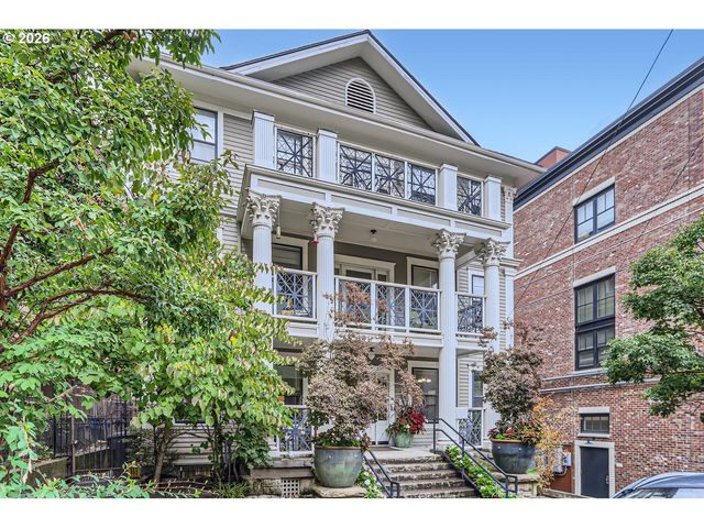 2167 Sw YAMHILL St, Portland, OR 97035