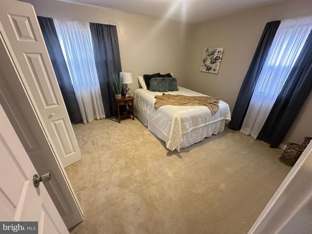 3902 25TH AVE, Temple Hills, MD 20748