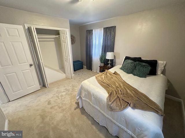 3902 25TH AVE, Temple Hills, MD 20748