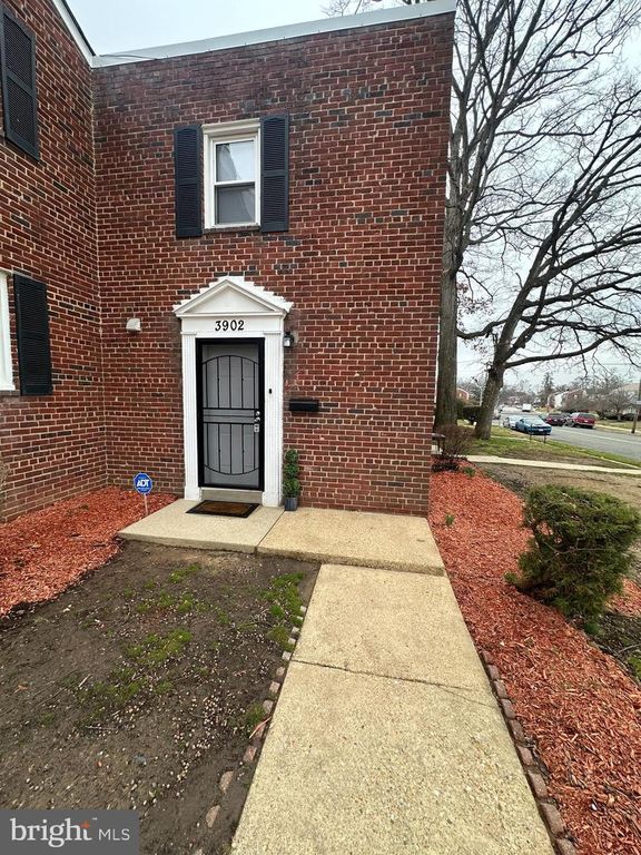 Image 4 of property listing at 3902 25TH AVE, Temple Hills, MD 20748