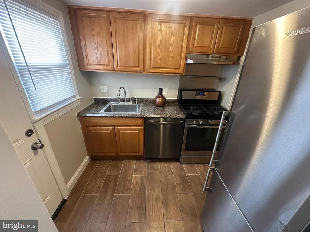 Image 5 of property listing at 3902 25TH AVE, Temple Hills, MD 20748