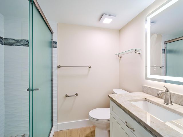 1101 Pinecrest Circle E, Jupiter, FL 33458