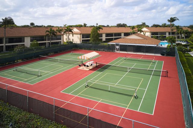 1101 Pinecrest Circle E, Jupiter, FL 33458