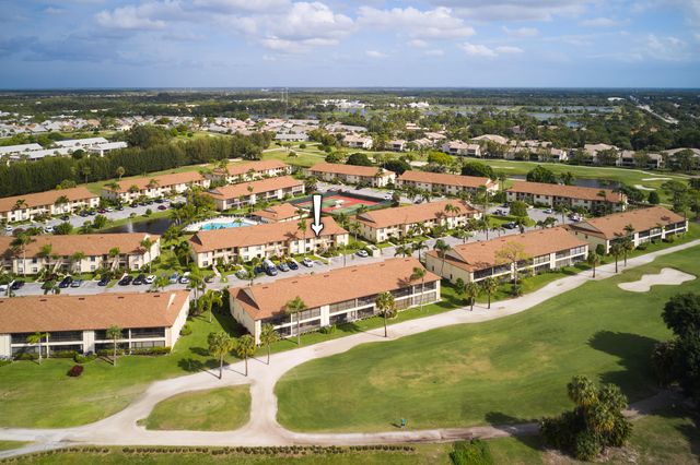 1101 Pinecrest Circle E, Jupiter, FL 33458