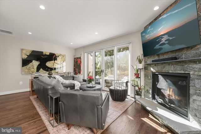 668 BROADWATER WAY, Gibson Island, MD 21056