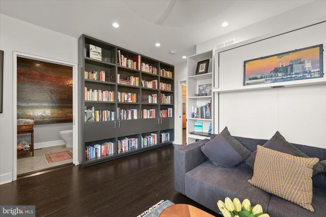 668 BROADWATER WAY, Gibson Island, MD 21056