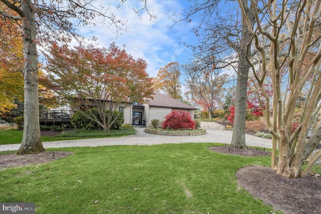 668 BROADWATER WAY, Gibson Island, MD 21056