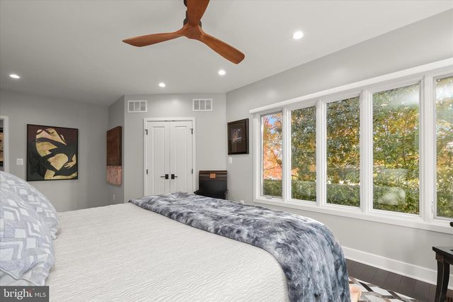 668 BROADWATER WAY, Gibson Island, MD 21056