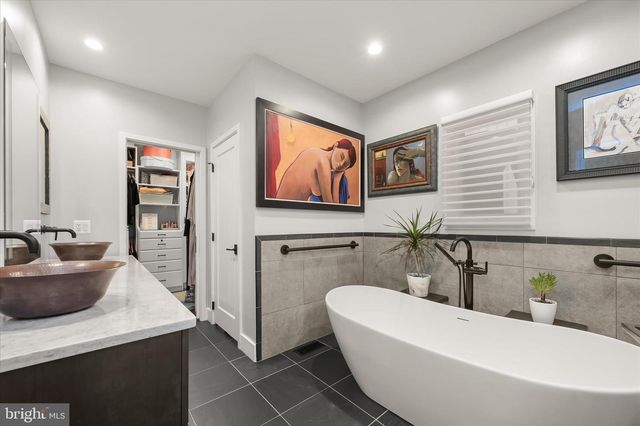 668 BROADWATER WAY, Gibson Island, MD 21056