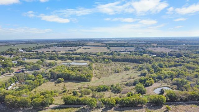 2353 County Road 4225, Enloe, TX 75441
