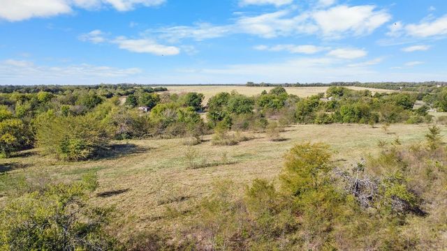 2353 County Road 4225, Enloe, TX 75441
