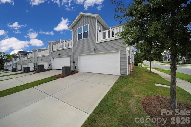 13348 Savaine Street, Charlotte, NC 28278