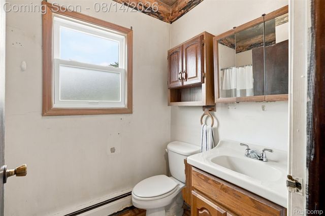 2234 Grange Road, Trenton, MI 48183