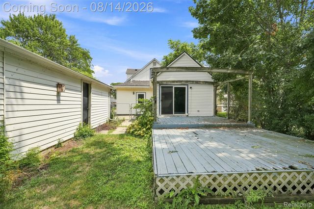2234 Grange Road, Trenton, MI 48183