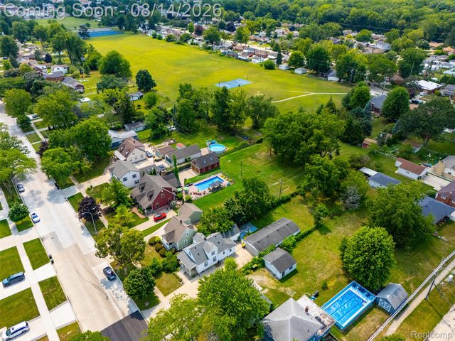2234 Grange Road, Trenton, MI 48183