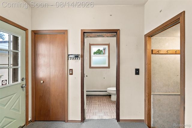 2234 Grange Road, Trenton, MI 48183