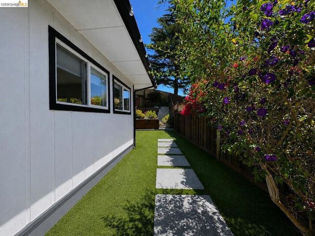 106 Corinne AVE, Santa Cruz, CA 95065