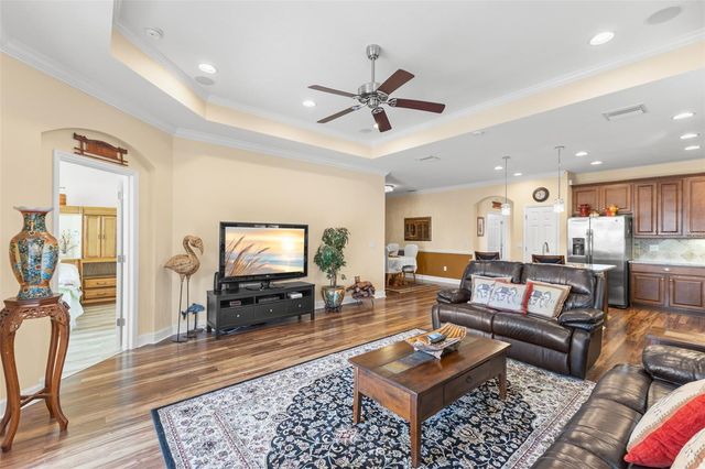 2346 OAKLEY GREEN DRIVE, Sun City Center, FL 33573