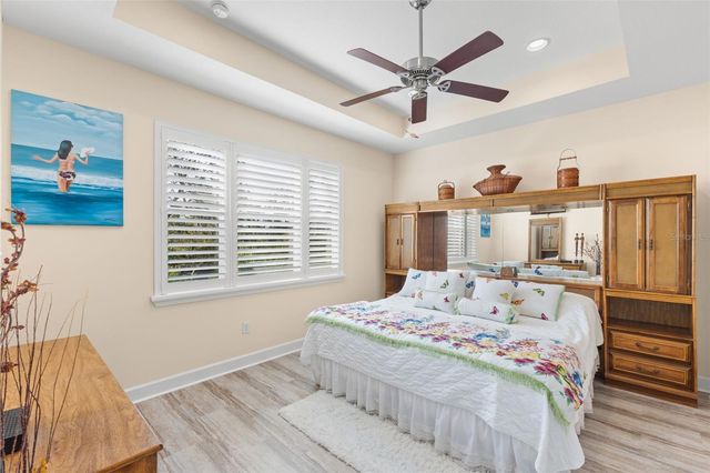 2346 OAKLEY GREEN DRIVE, Sun City Center, FL 33573