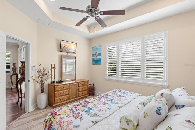 2346 OAKLEY GREEN DRIVE, Sun City Center, FL 33573