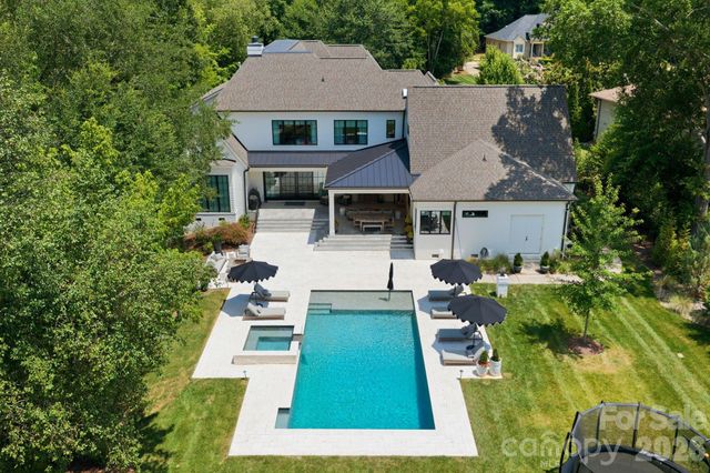 4420 Forest Hills Drive, Charlotte, NC 28226