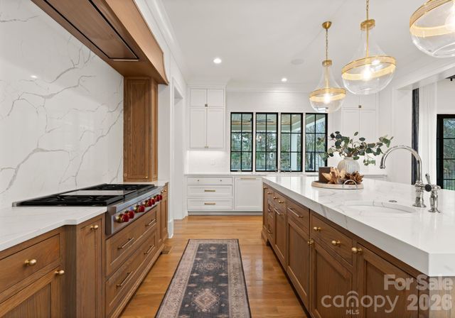 4420 Forest Hills Drive, Charlotte, NC 28226