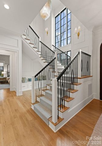 4420 Forest Hills Drive, Charlotte, NC 28226