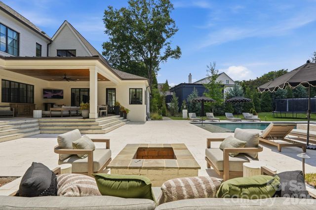 4420 Forest Hills Drive, Charlotte, NC 28226