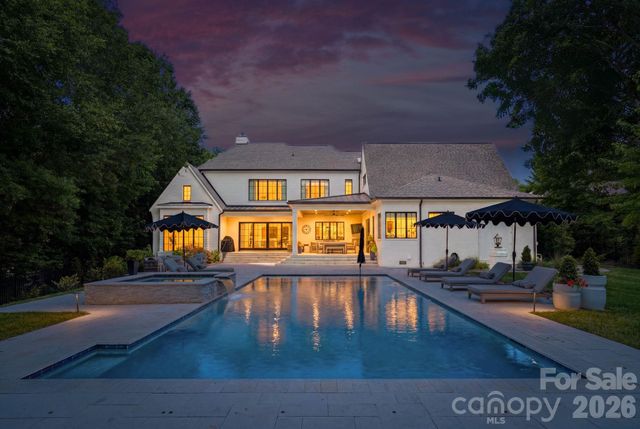 4420 Forest Hills Drive, Charlotte, NC 28226