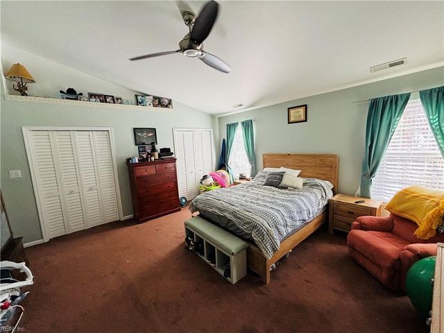 846 South Lake CIR, Chesapeake, VA 23322