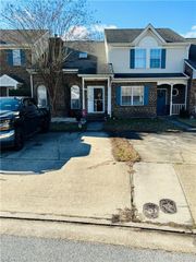 846 South Lake CIR, Chesapeake, VA 23322