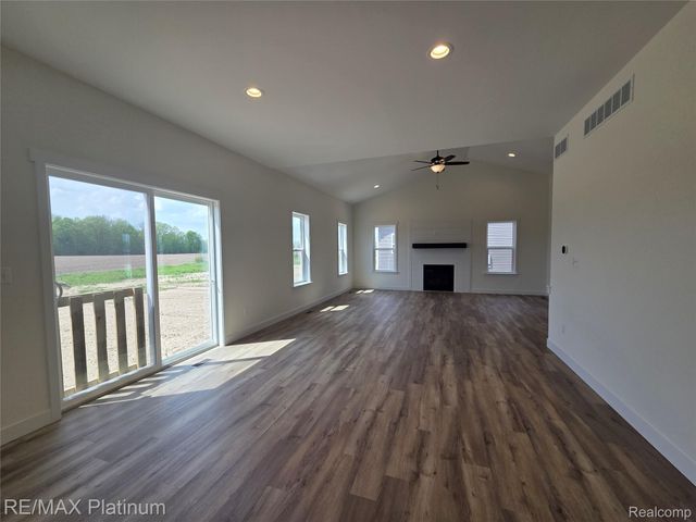13104 Stony Brook Pass, Fenton Charter Township, MI 48451