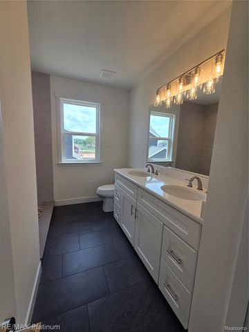 13104 Stony Brook Pass, Fenton Charter Township, MI 48451