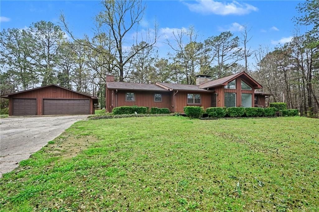 10 Gentry Drive, Mcdonough, GA 30252