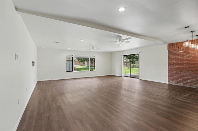 721 Brightside Street, Oklahoma City, OK 73110